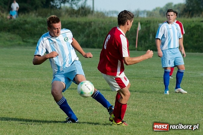 Zdjęcie w galerii na portalu naszraciborz.pl: Nerwówka w Cyprzanowie. Tworków górą wiadomości z regionu