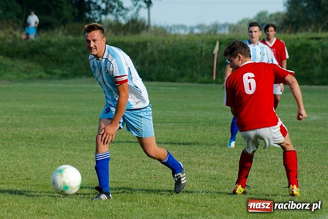 Zdjęcie w galerii na portalu naszraciborz.pl: Nerwówka w Cyprzanowie. Tworków górą wiadomości z regionu