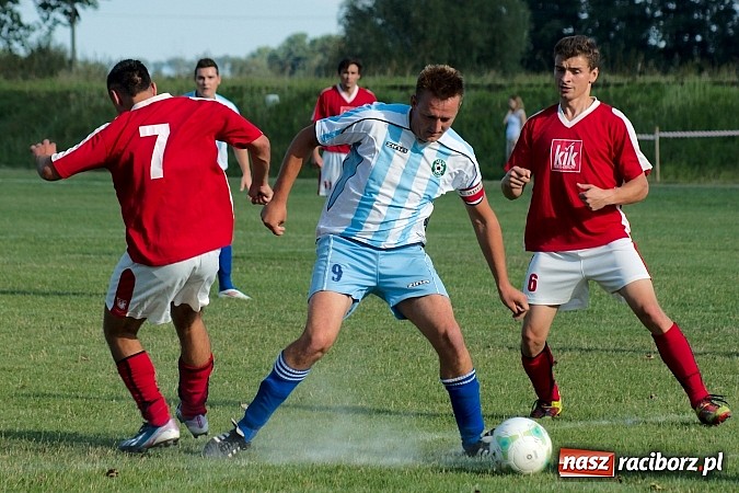 Zdjęcie w galerii na portalu naszraciborz.pl: Nerwówka w Cyprzanowie. Tworków górą wiadomości z regionu
