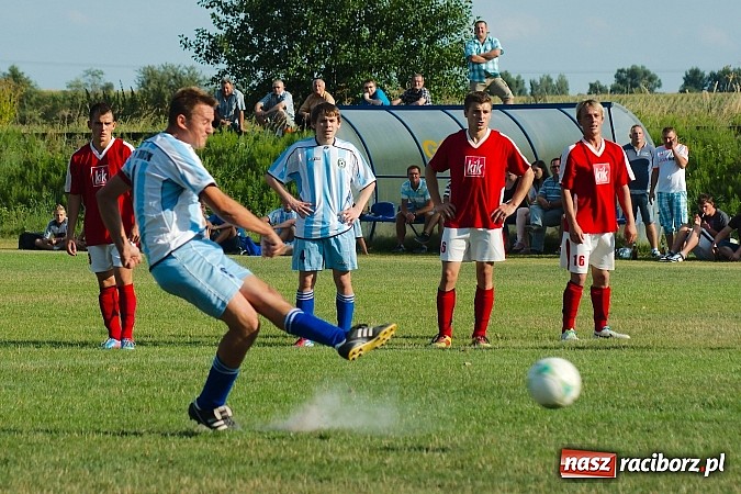 Zdjęcie w galerii na portalu naszraciborz.pl: Nerwówka w Cyprzanowie. Tworków górą wiadomości z regionu