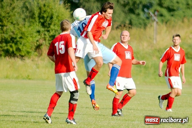 Zdjęcie w galerii na portalu naszraciborz.pl: Nerwówka w Cyprzanowie. Tworków górą wiadomości z regionu