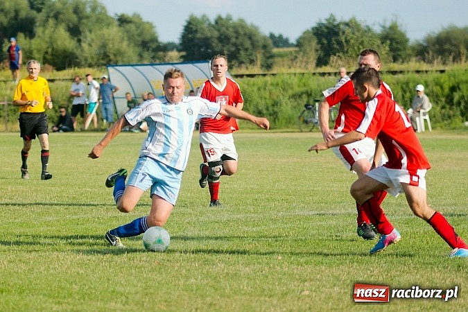 Zdjęcie w galerii na portalu naszraciborz.pl: Nerwówka w Cyprzanowie. Tworków górą wiadomości z regionu