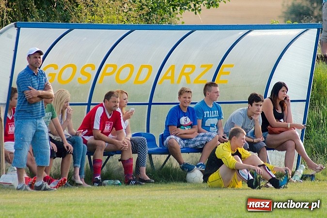 Zdjęcie w galerii na portalu naszraciborz.pl: Nerwówka w Cyprzanowie. Tworków górą wiadomości z regionu