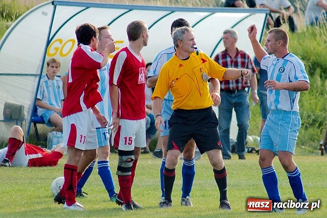 Zdjęcie w galerii na portalu naszraciborz.pl: Nerwówka w Cyprzanowie. Tworków górą wiadomości z regionu