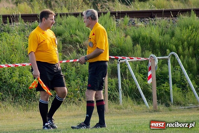 Zdjęcie w galerii na portalu naszraciborz.pl: Nerwówka w Cyprzanowie. Tworków górą wiadomości z regionu