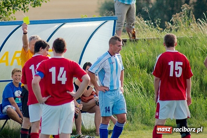 Zdjęcie w galerii na portalu naszraciborz.pl: Nerwówka w Cyprzanowie. Tworków górą wiadomości z regionu