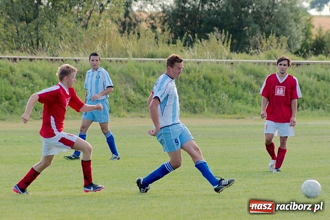 Zdjęcie w galerii na portalu naszraciborz.pl: Nerwówka w Cyprzanowie. Tworków górą wiadomości z regionu