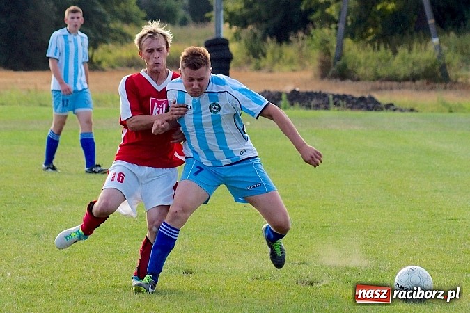 Zdjęcie w galerii na portalu naszraciborz.pl: Nerwówka w Cyprzanowie. Tworków górą wiadomości z regionu