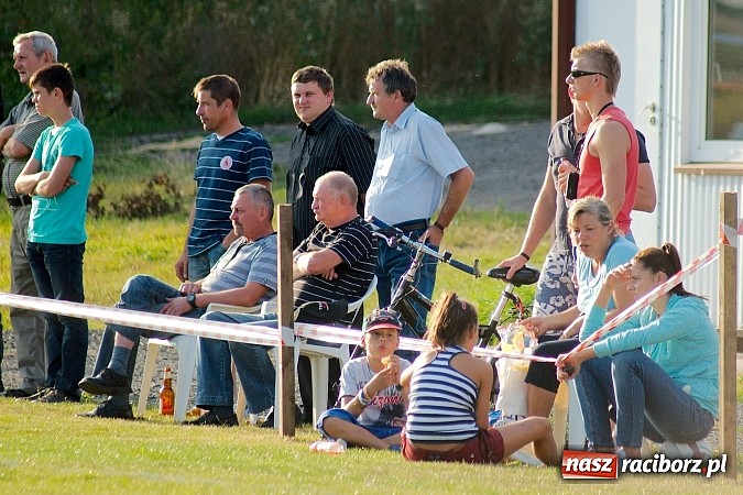 Zdjęcie w galerii na portalu naszraciborz.pl: Nerwówka w Cyprzanowie. Tworków górą wiadomości z regionu