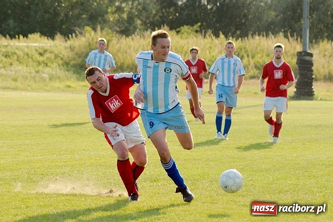 Zdjęcie w galerii na portalu naszraciborz.pl: Nerwówka w Cyprzanowie. Tworków górą wiadomości z regionu