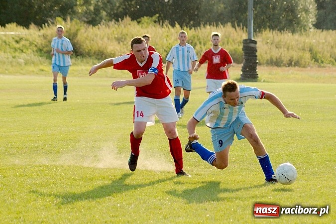 Zdjęcie w galerii na portalu naszraciborz.pl: Nerwówka w Cyprzanowie. Tworków górą wiadomości z regionu