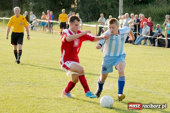 Zdjęcie w galerii na portalu naszraciborz.pl: Nerwówka w Cyprzanowie. Tworków górą wiadomości z regionu