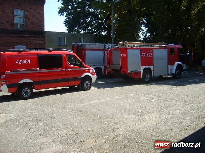 Zdjęcie w galerii na portalu naszraciborz.pl: Wyciek gazu na stacji w Chałupkach. W akcji plutony chemiczne wiadomości z regionu