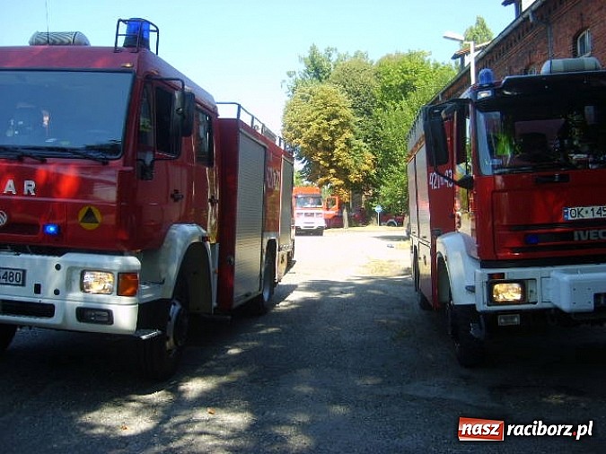 Zdjęcie w galerii na portalu naszraciborz.pl: Wyciek gazu na stacji w Chałupkach. W akcji plutony chemiczne wiadomości z regionu