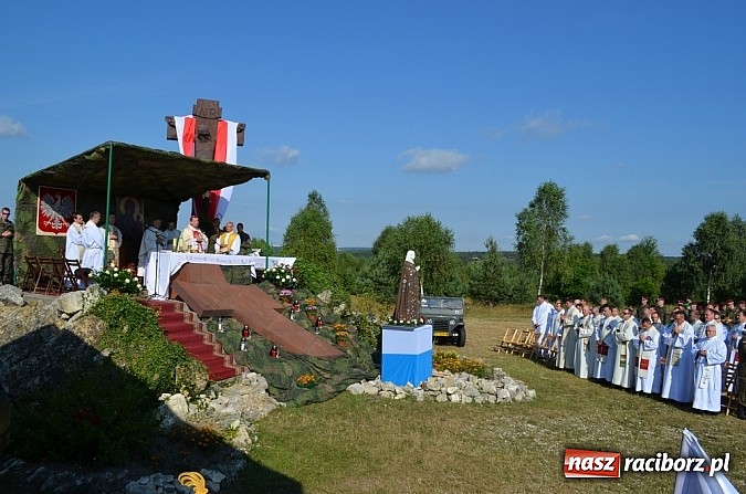 Zdjęcie w galerii na portalu naszraciborz.pl: Raciborscy pogranicznicy na pielgrzymim szlaku wiadomości z regionu