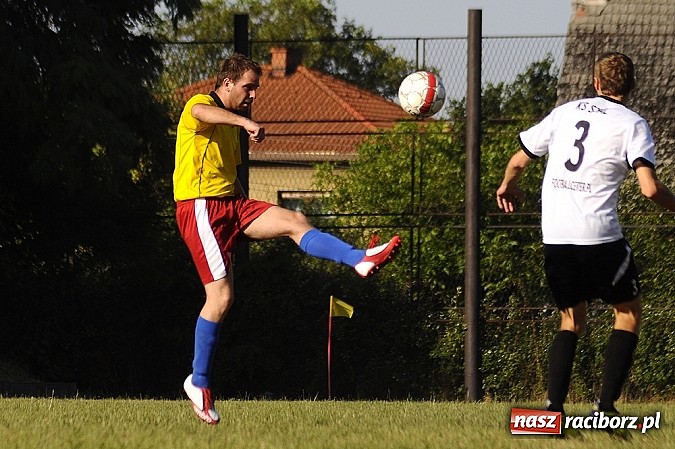 Zdjęcie w galerii na portalu naszraciborz.pl: Kuźniańska Stal rozbiła Krzyżkowice wiadomości z regionu