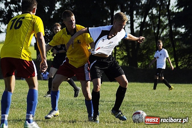 Zdjęcie w galerii na portalu naszraciborz.pl: Kuźniańska Stal rozbiła Krzyżkowice wiadomości z regionu