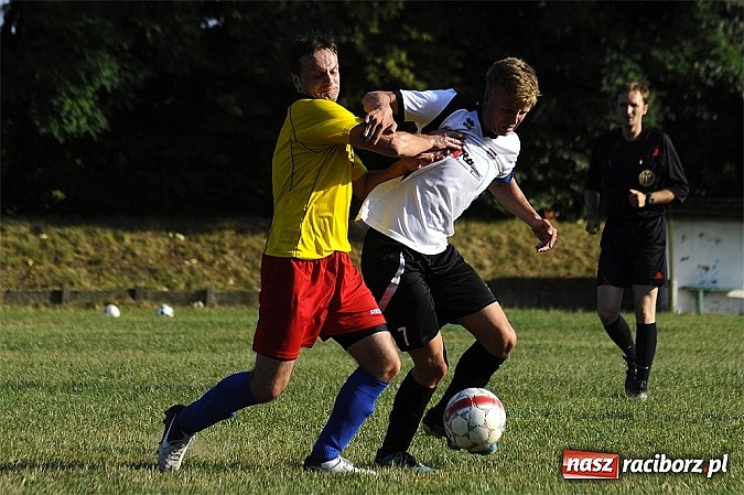 Zdjęcie w galerii na portalu naszraciborz.pl: Kuźniańska Stal rozbiła Krzyżkowice wiadomości z regionu