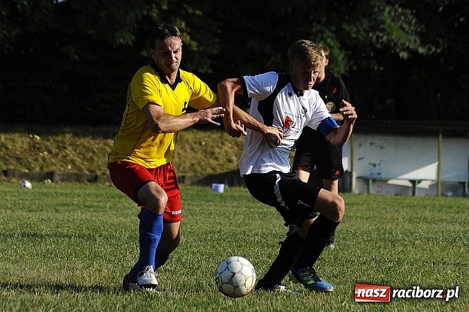 Zdjęcie w galerii na portalu naszraciborz.pl: Kuźniańska Stal rozbiła Krzyżkowice wiadomości z regionu