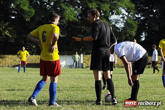 Zdjęcie w galerii na portalu naszraciborz.pl: Kuźniańska Stal rozbiła Krzyżkowice wiadomości z regionu