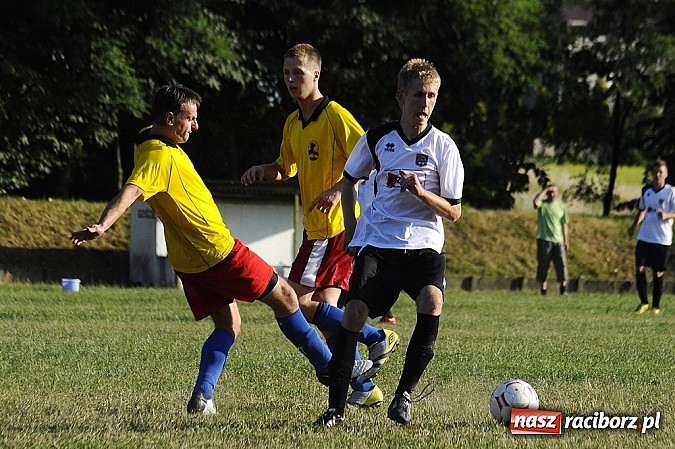 Zdjęcie w galerii na portalu naszraciborz.pl: Kuźniańska Stal rozbiła Krzyżkowice wiadomości z regionu