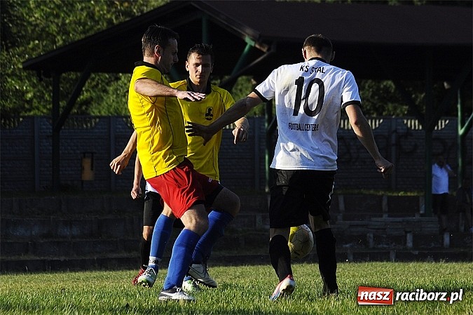 Zdjęcie w galerii na portalu naszraciborz.pl: Kuźniańska Stal rozbiła Krzyżkowice wiadomości z regionu