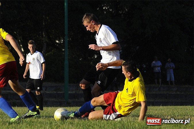 Zdjęcie w galerii na portalu naszraciborz.pl: Kuźniańska Stal rozbiła Krzyżkowice wiadomości z regionu