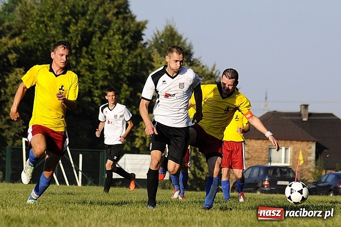 Zdjęcie w galerii na portalu naszraciborz.pl: Kuźniańska Stal rozbiła Krzyżkowice wiadomości z regionu