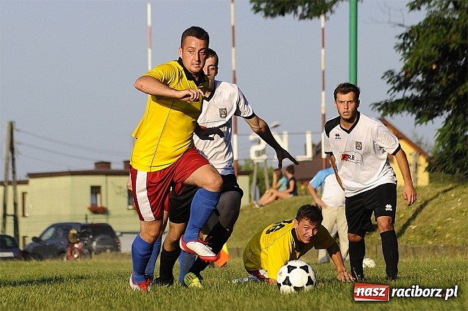 Zdjęcie w galerii na portalu naszraciborz.pl: Kuźniańska Stal rozbiła Krzyżkowice wiadomości z regionu