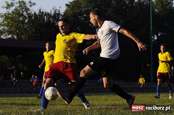 Zdjęcie w galerii na portalu naszraciborz.pl: Kuźniańska Stal rozbiła Krzyżkowice wiadomości z regionu