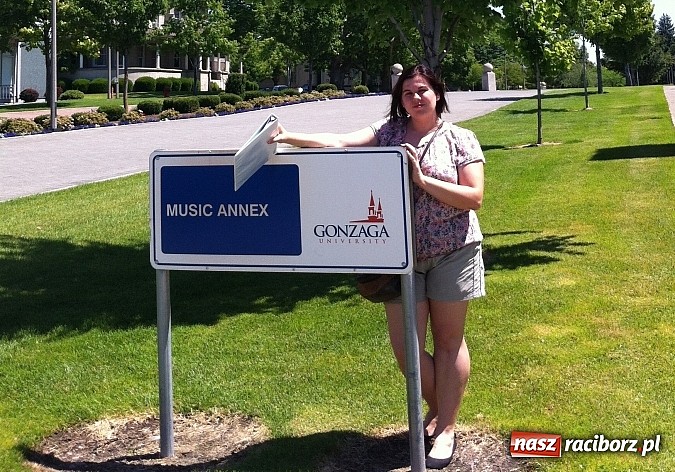 Zdjęcie w galerii na portalu naszraciborz.pl: Nauczycielka pietrowickiej szkoły na Uniwersytecie Gonzaga w USA wiadomości z regionu