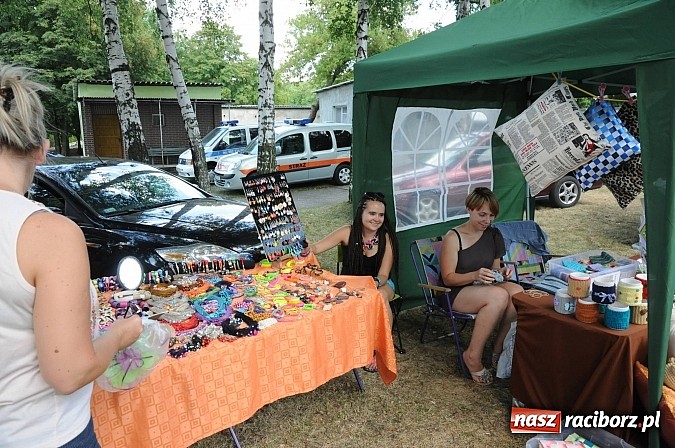 Zdjęcie w galerii na portalu naszraciborz.pl: Tłumy raciborzan świętowały dziś na kempingu Obora 20-lecie WFOŚiGW wiadomości z regionu