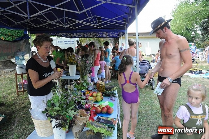 Zdjęcie w galerii na portalu naszraciborz.pl: Tłumy raciborzan świętowały dziś na kempingu Obora 20-lecie WFOŚiGW wiadomości z regionu