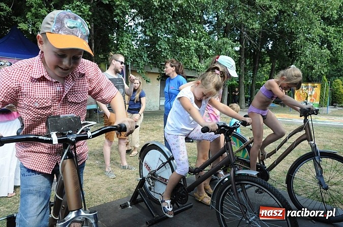 Zdjęcie w galerii na portalu naszraciborz.pl: Tłumy raciborzan świętowały dziś na kempingu Obora 20-lecie WFOŚiGW wiadomości z regionu