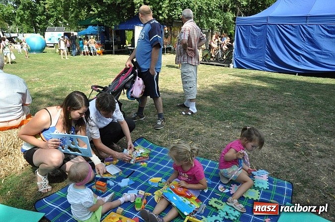 Zdjęcie w galerii na portalu naszraciborz.pl: Tłumy raciborzan świętowały dziś na kempingu Obora 20-lecie WFOŚiGW wiadomości z regionu