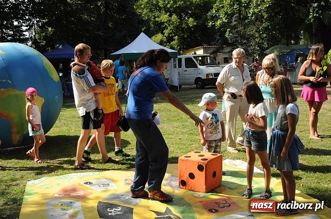 Zdjęcie w galerii na portalu naszraciborz.pl: Tłumy raciborzan świętowały dziś na kempingu Obora 20-lecie WFOŚiGW wiadomości z regionu