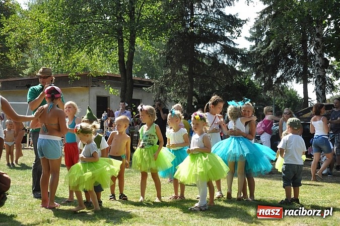 Zdjęcie w galerii na portalu naszraciborz.pl: Tłumy raciborzan świętowały dziś na kempingu Obora 20-lecie WFOŚiGW wiadomości z regionu