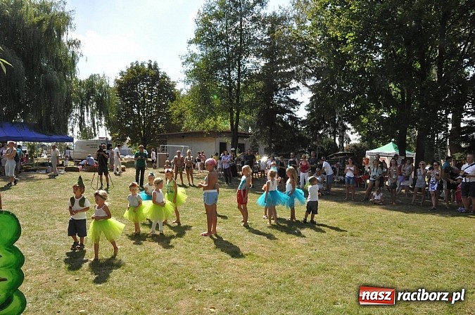 Zdjęcie w galerii na portalu naszraciborz.pl: Tłumy raciborzan świętowały dziś na kempingu Obora 20-lecie WFOŚiGW wiadomości z regionu