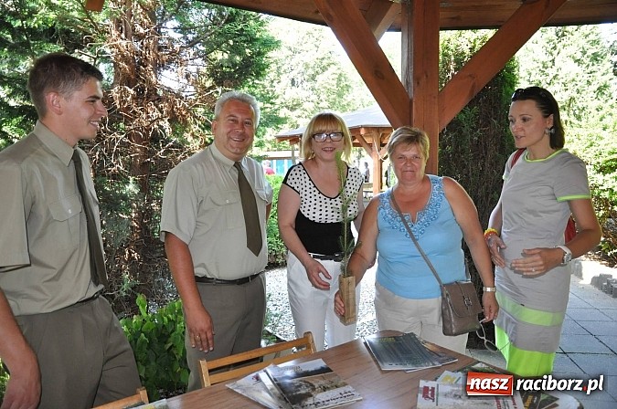 Zdjęcie w galerii na portalu naszraciborz.pl: Tłumy raciborzan świętowały dziś na kempingu Obora 20-lecie WFOŚiGW wiadomości z regionu