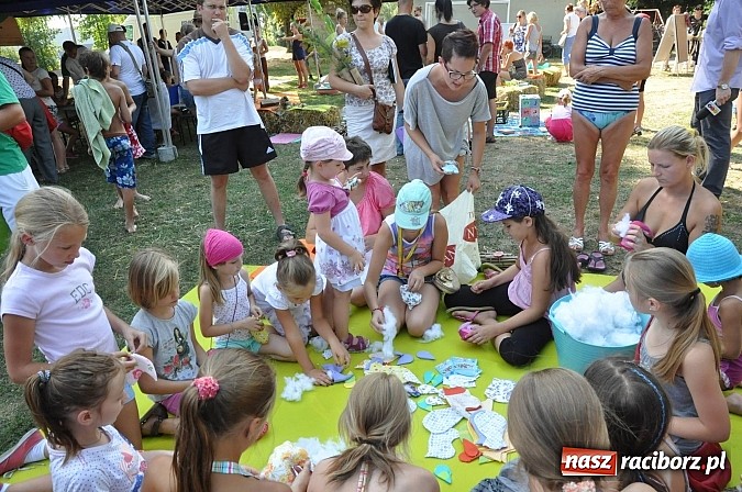 Zdjęcie w galerii na portalu naszraciborz.pl: Tłumy raciborzan świętowały dziś na kempingu Obora 20-lecie WFOŚiGW wiadomości z regionu