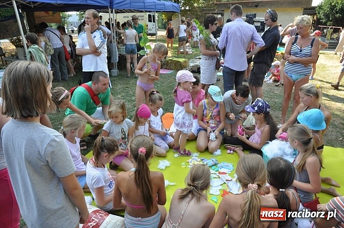 Zdjęcie w galerii na portalu naszraciborz.pl: Tłumy raciborzan świętowały dziś na kempingu Obora 20-lecie WFOŚiGW wiadomości z regionu