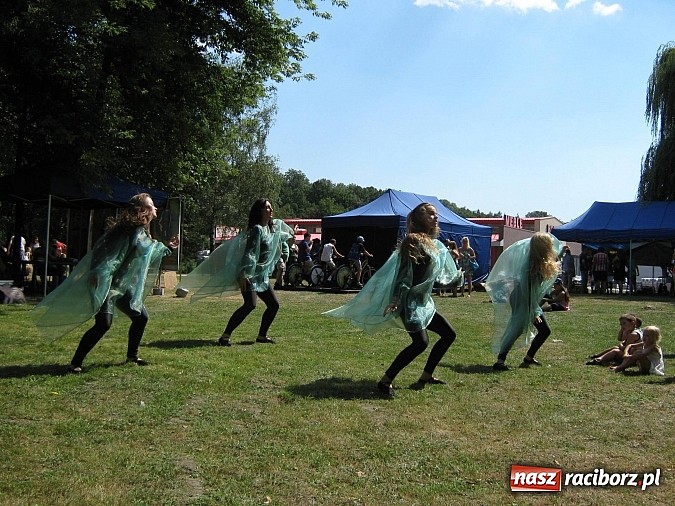 Zdjęcie w galerii na portalu naszraciborz.pl: Tłumy raciborzan świętowały dziś na kempingu Obora 20-lecie WFOŚiGW wiadomości z regionu