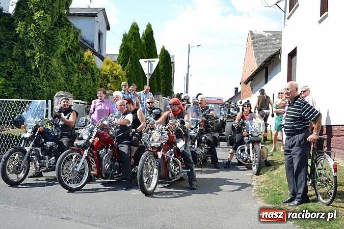 Zdjęcie w galerii na portalu naszraciborz.pl: Roszków z humorem dziękował za plony wiadomości z regionu
