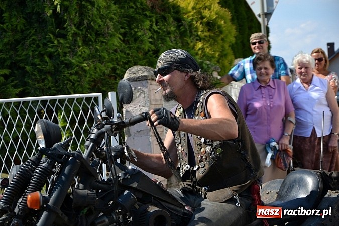 Zdjęcie w galerii na portalu naszraciborz.pl: Roszków z humorem dziękował za plony wiadomości z regionu