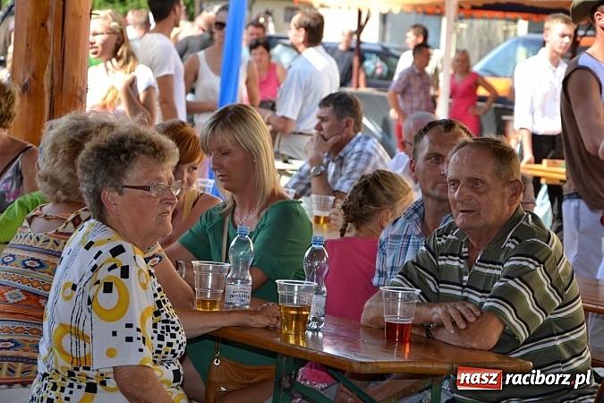 Zdjęcie w galerii na portalu naszraciborz.pl: Roszków z humorem dziękował za plony wiadomości z regionu