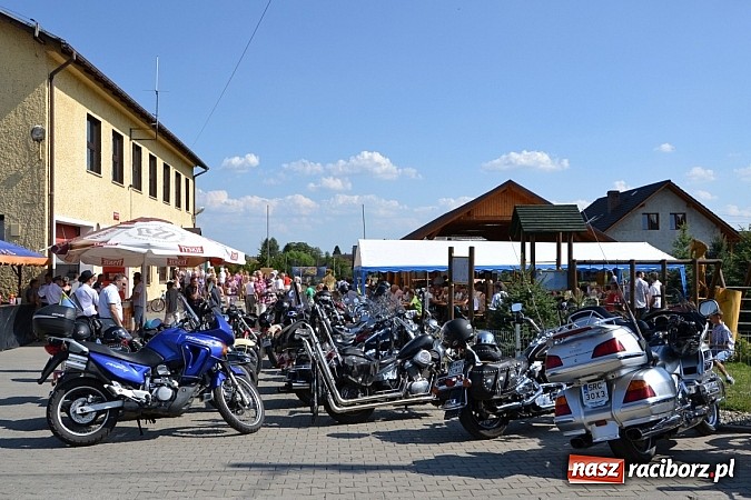 Zdjęcie w galerii na portalu naszraciborz.pl: Roszków z humorem dziękował za plony wiadomości z regionu