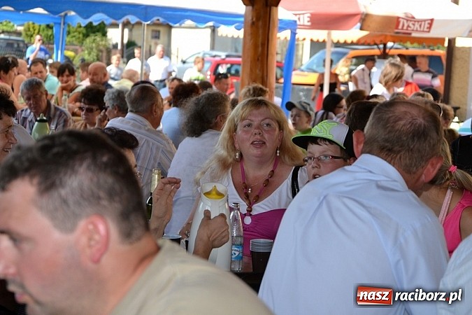 Zdjęcie w galerii na portalu naszraciborz.pl: Roszków z humorem dziękował za plony wiadomości z regionu