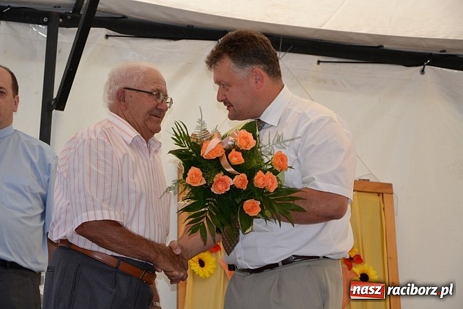 Zdjęcie w galerii na portalu naszraciborz.pl: Roszków z humorem dziękował za plony wiadomości z regionu