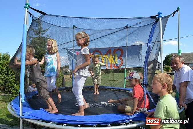 Zdjęcie w galerii na portalu naszraciborz.pl: Roszków z humorem dziękował za plony wiadomości z regionu