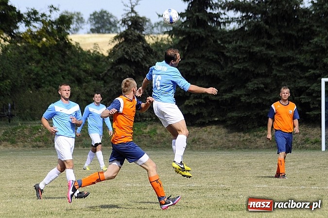 Zdjęcie w galerii na portalu naszraciborz.pl: A klasa: Remis w hitowym pojedynku wiadomości z regionu